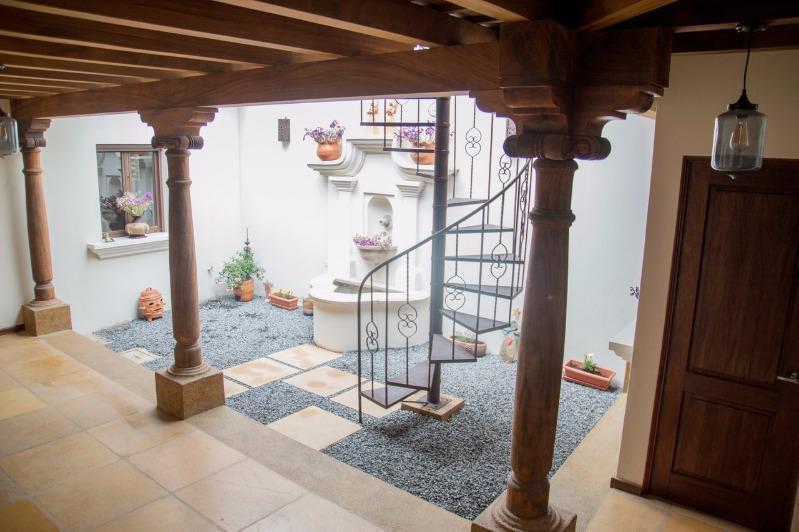 Casa Girasol Bed & Breakfast Antigua ภายนอก รูปภาพ