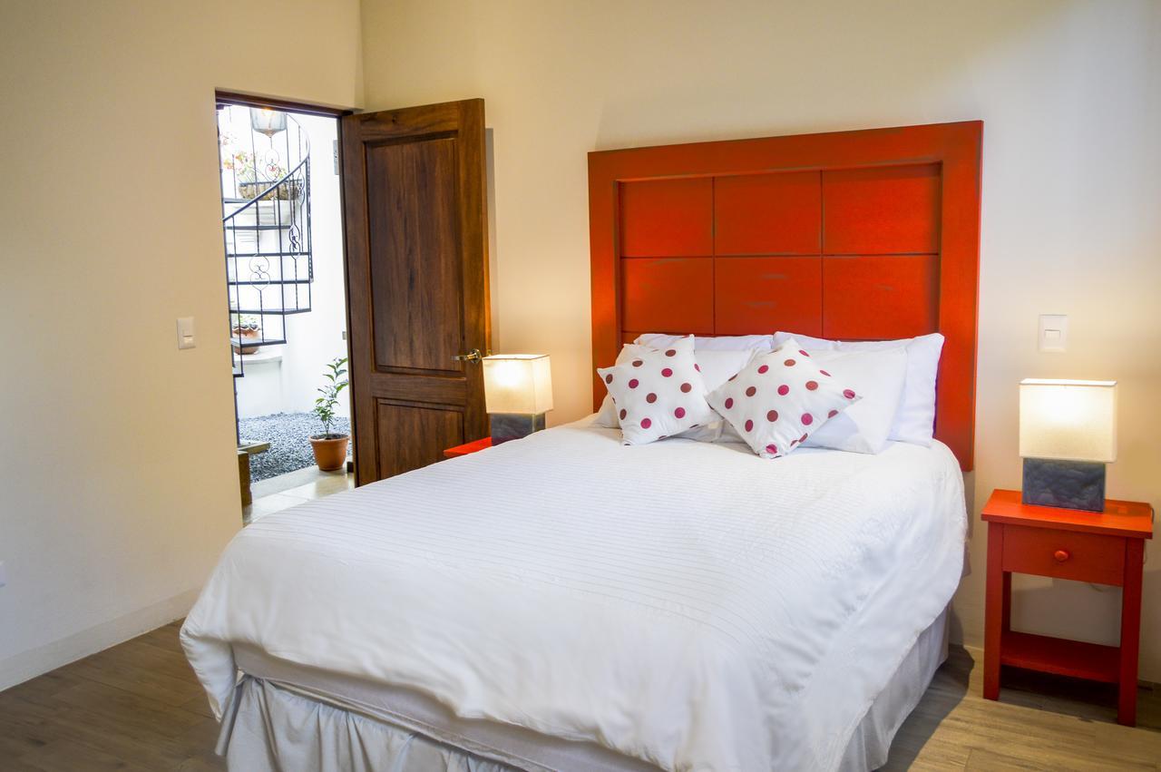 Casa Girasol Bed & Breakfast Antigua ภายนอก รูปภาพ